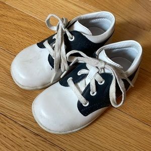 Stride Rite Saddle Oxford Shoes